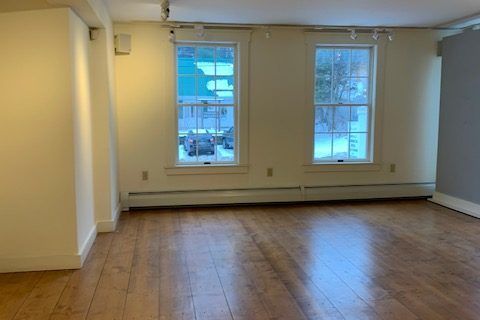 64 S Main St, Stowe, VT 05672